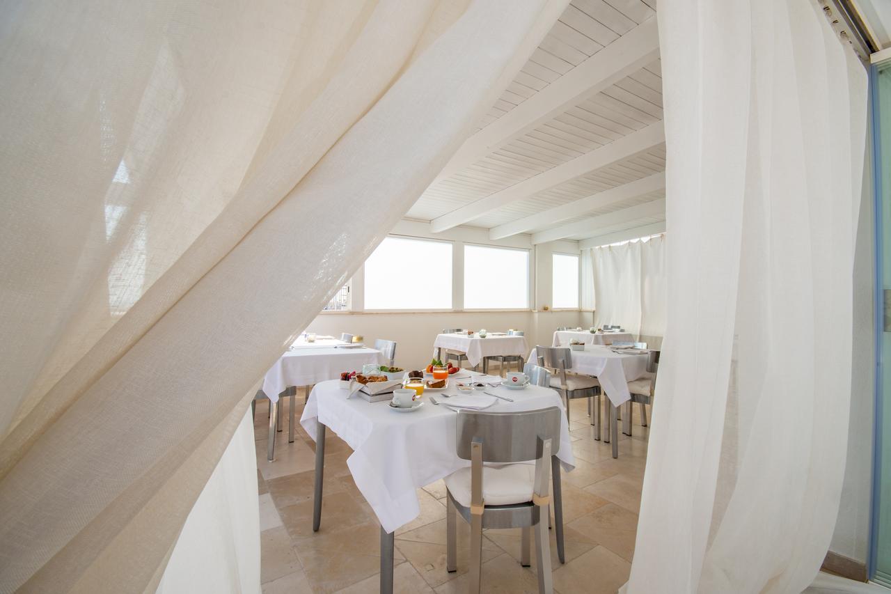 ポリニャーノ・ア・マーレ Giovi Relais Bed & Breakfast エクステリア 写真